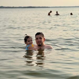 Meet your Posher, Eli